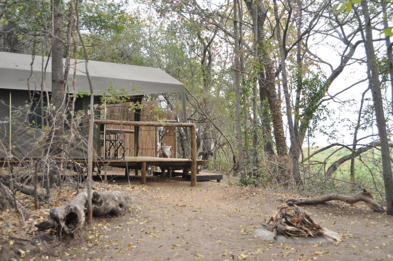 Askiesbos - Samochima Bush Camp Shakawe Dış mekan fotoğraf