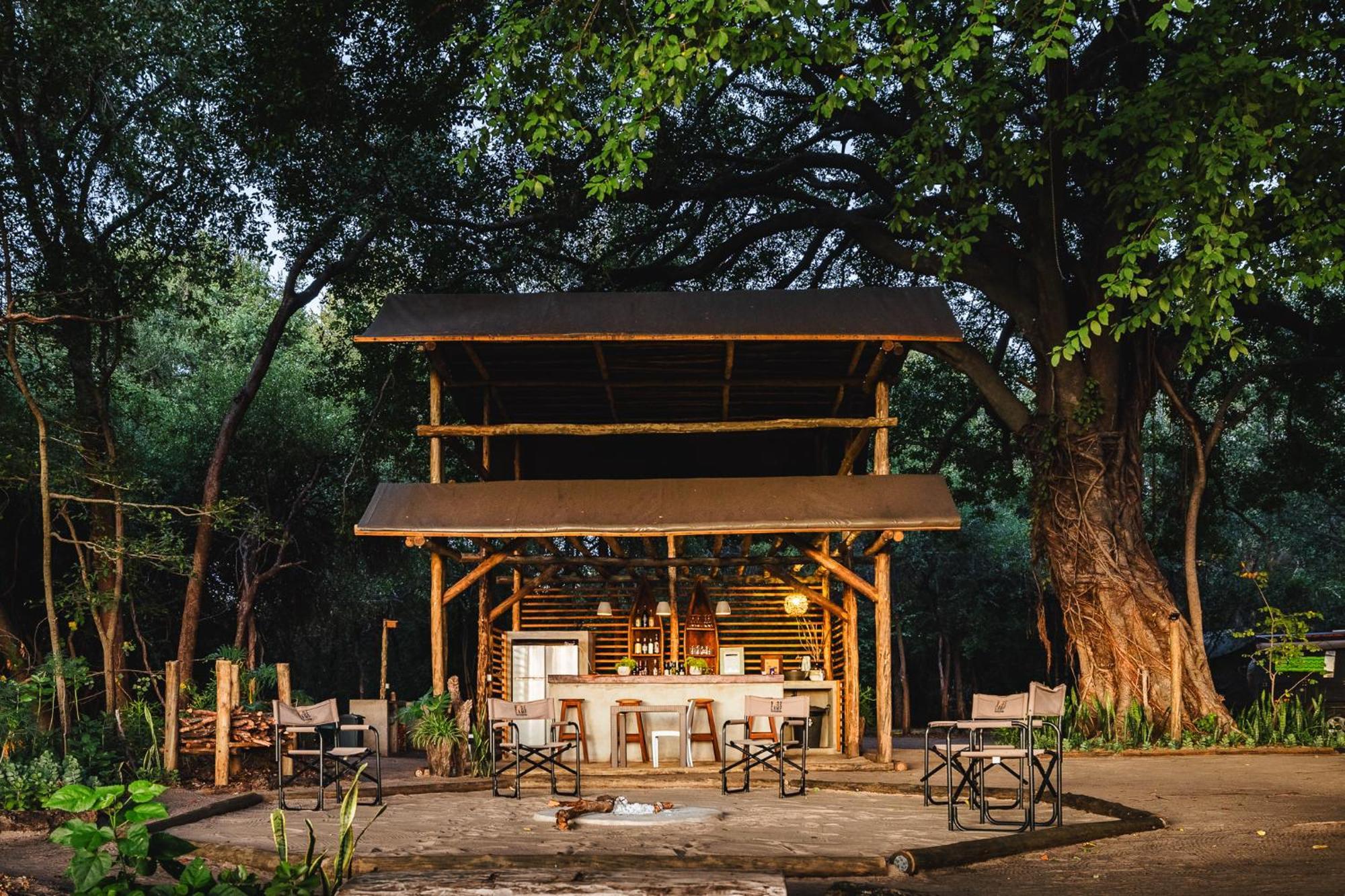 Askiesbos - Samochima Bush Camp Shakawe Dış mekan fotoğraf