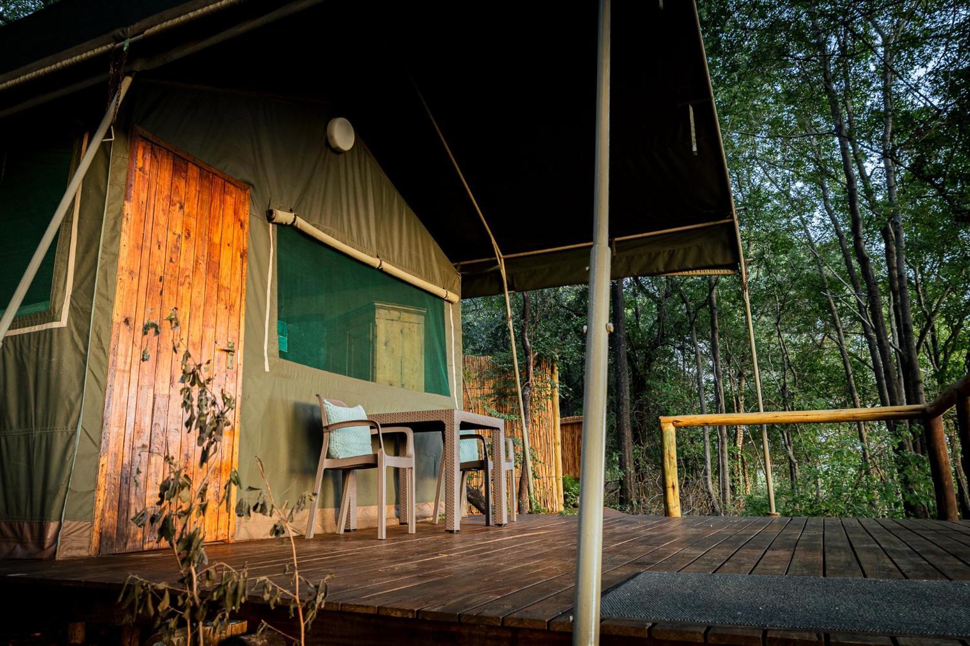 Askiesbos - Samochima Bush Camp Shakawe Dış mekan fotoğraf